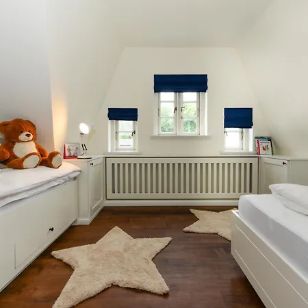 Farnweg 7 Haus Süd, Mittelhaus Apartment *